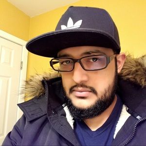 Meet your Posher, Cesar